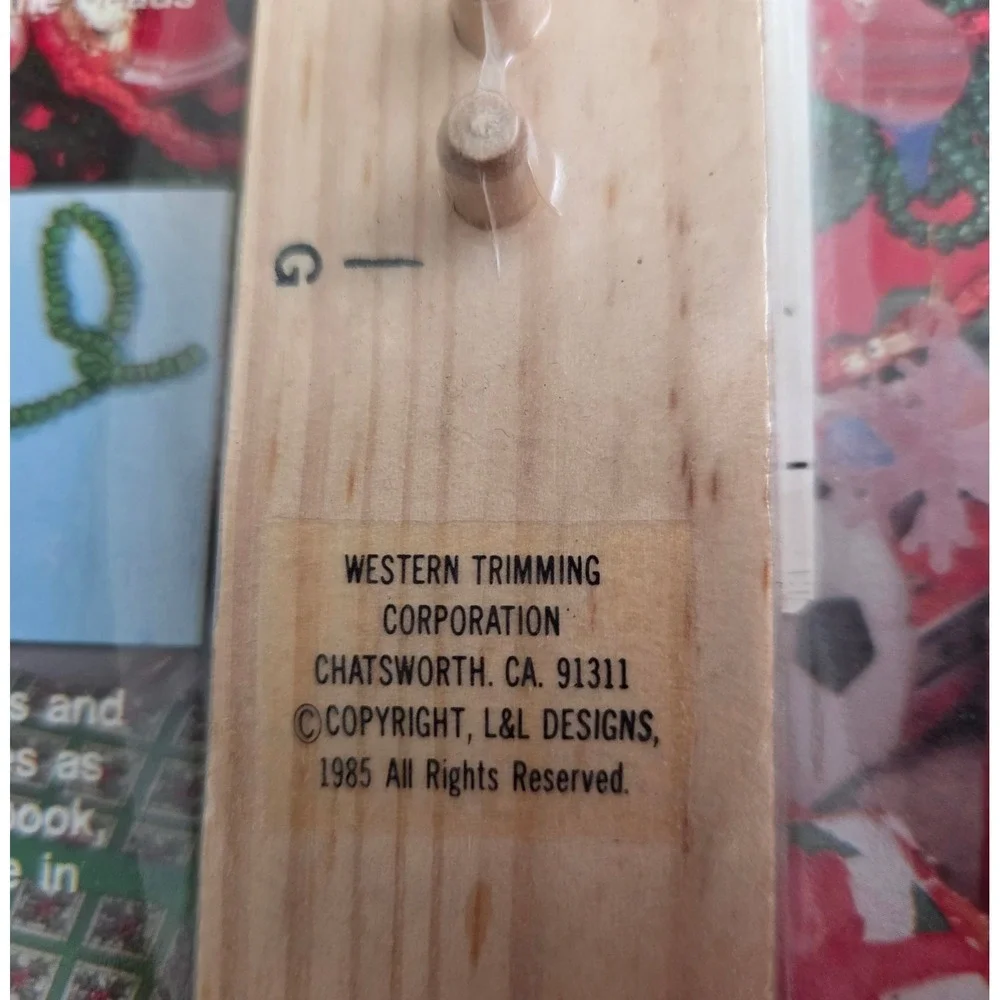 Westrim Crafts vintage westrim